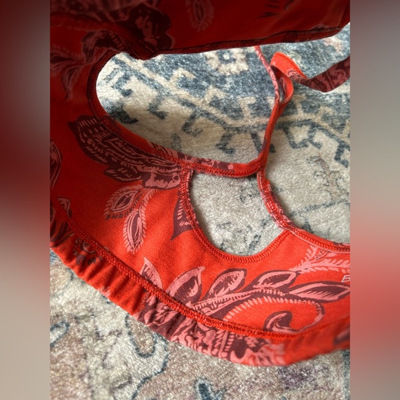 NWOT Beyond Yoga Orange Paisley Sports Bra Size L - Picture 7 of 8